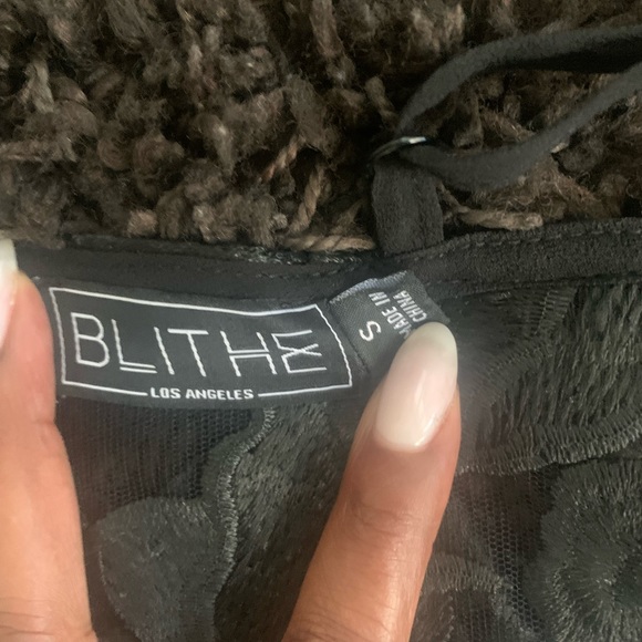 Black, Lace, two-piece skirt and sweetheart halter top size small - Picture 6 of 6